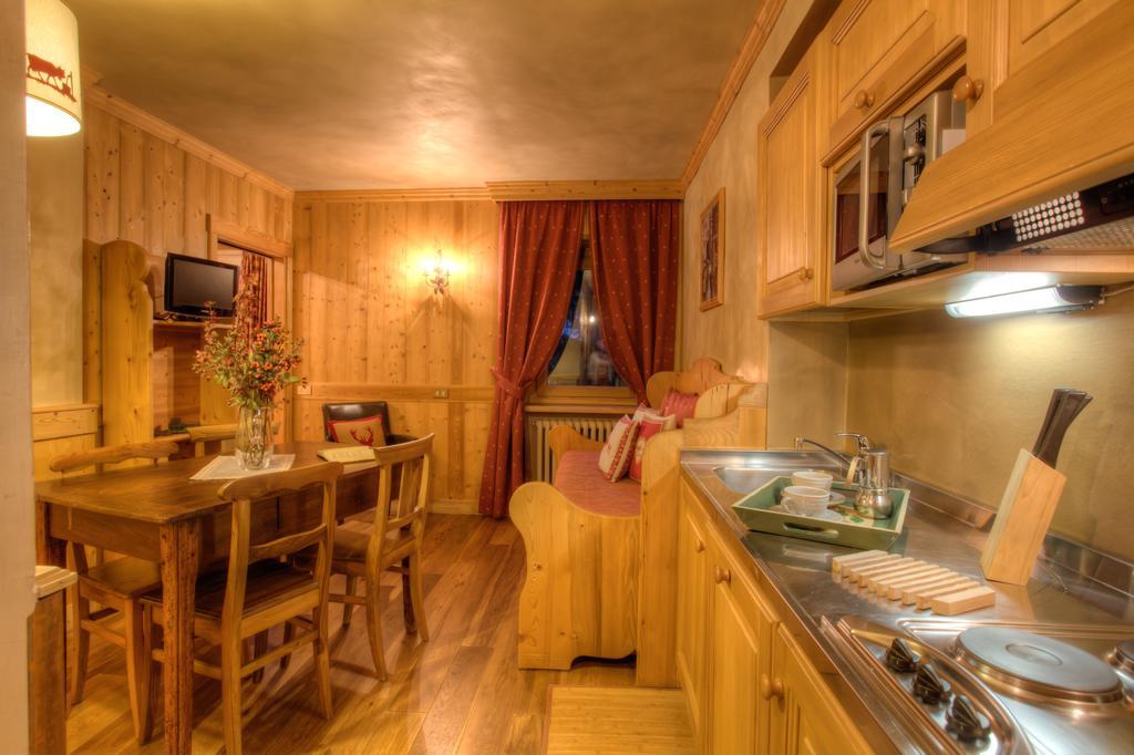 B&B Residence Checrouit Courmayeur Zewnętrze zdjęcie
