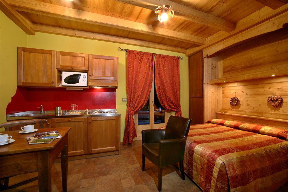 B&B Residence Checrouit Courmayeur Zewnętrze zdjęcie