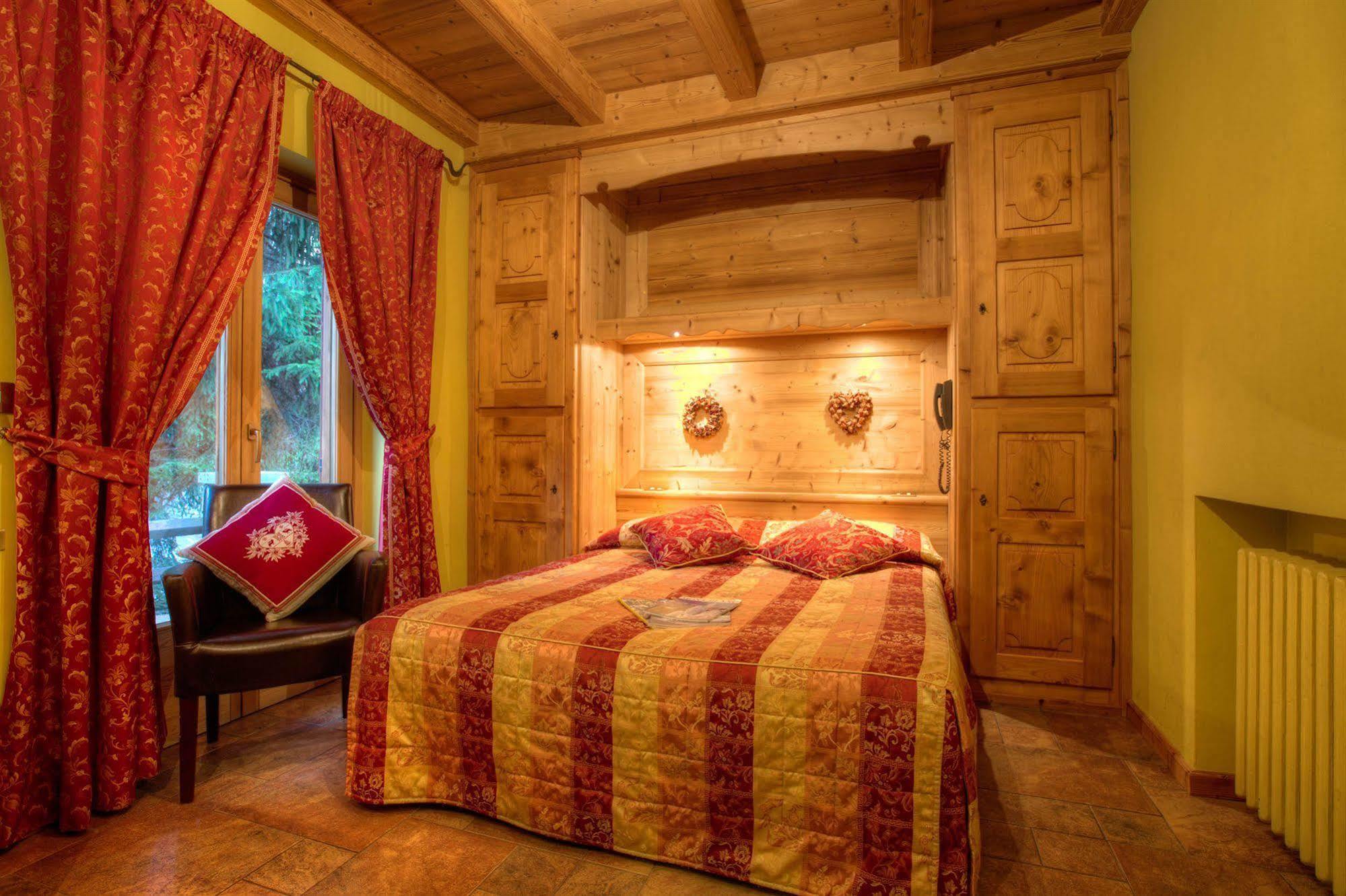B&B Residence Checrouit Courmayeur Zewnętrze zdjęcie