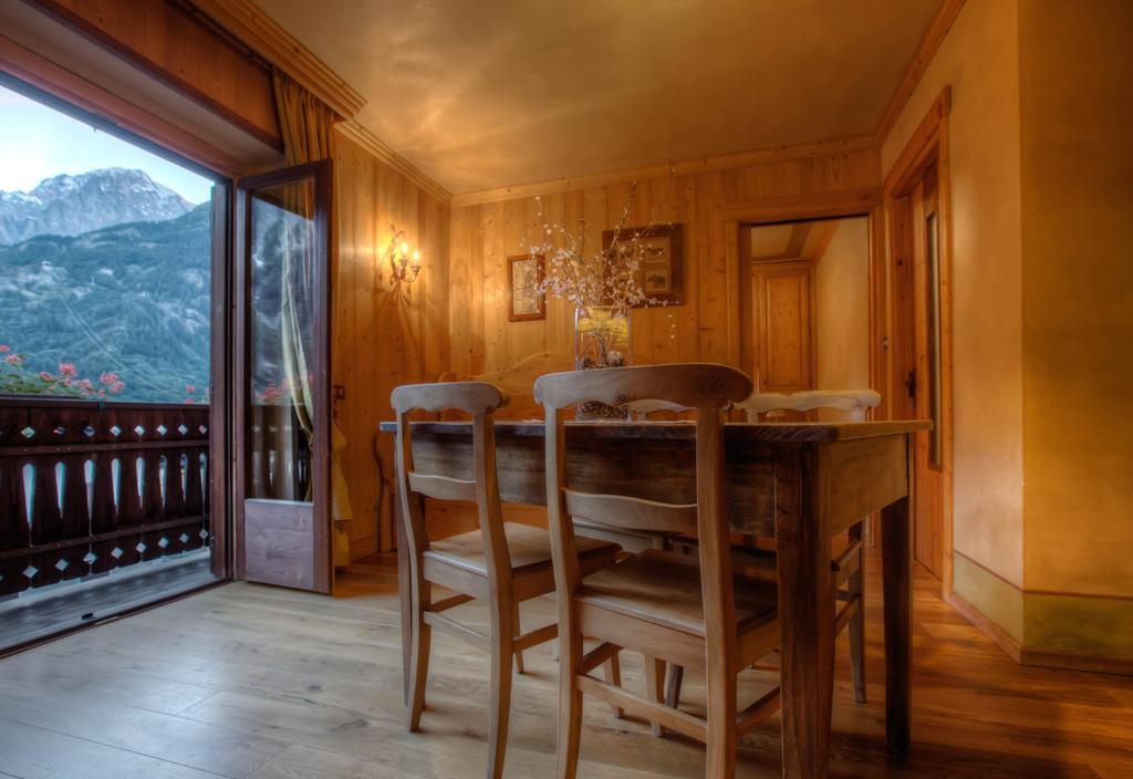 B&B Residence Checrouit Courmayeur Pokój zdjęcie