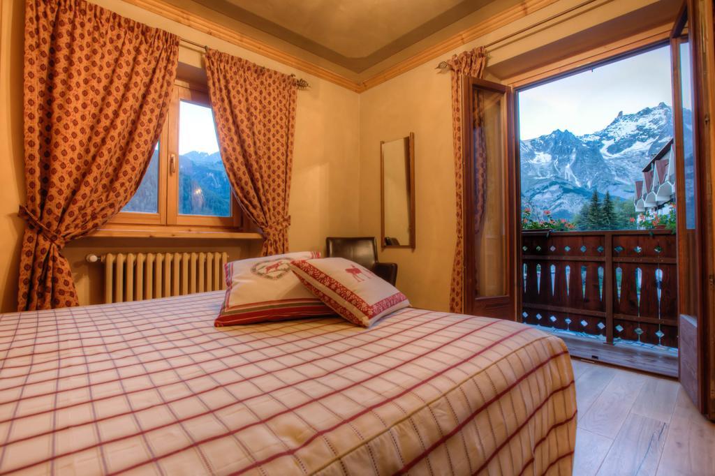 B&B Residence Checrouit Courmayeur Pokój zdjęcie